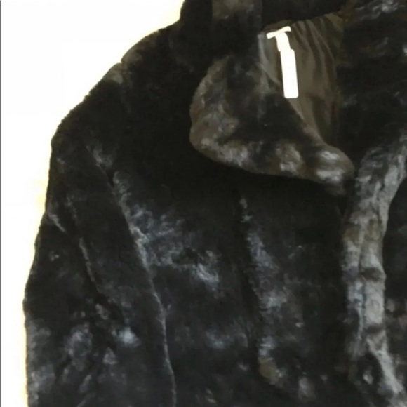 NWT VS Fashion Show Paris Sexy Coat Retails $125 - Picture 11 of 13